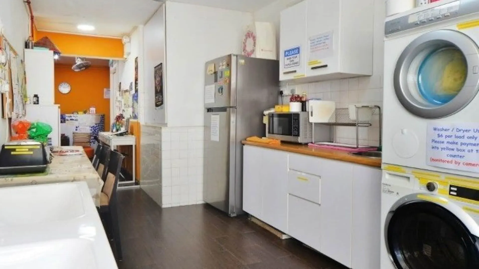 Happy Snail Hostel Сингапур